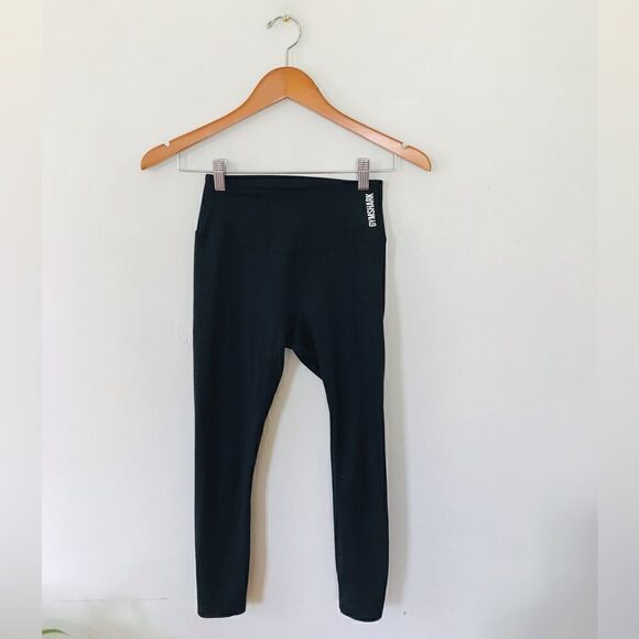 Gymshark | black athletic leggings - Picture 1 of 5
